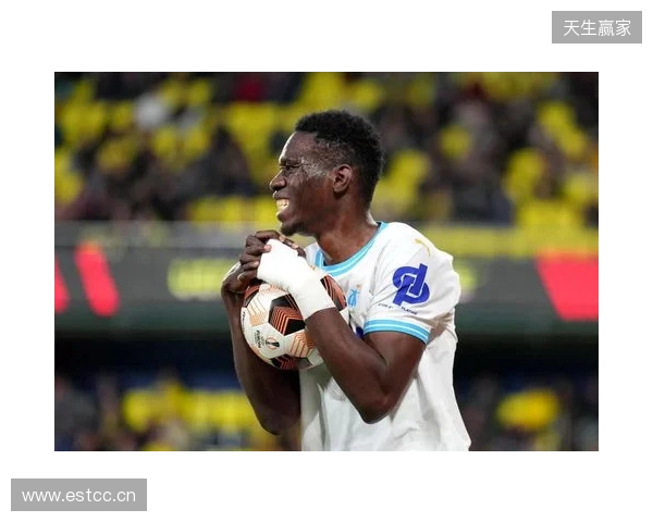 水晶宫vs狼队：迪恩-亨德森、伊斯梅拉-萨尔首发，若泽-萨、乌戈-布埃诺出战