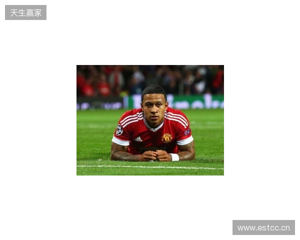 队长风范，曼联落后时B费利用肖疗伤时间来回指导大部分队友